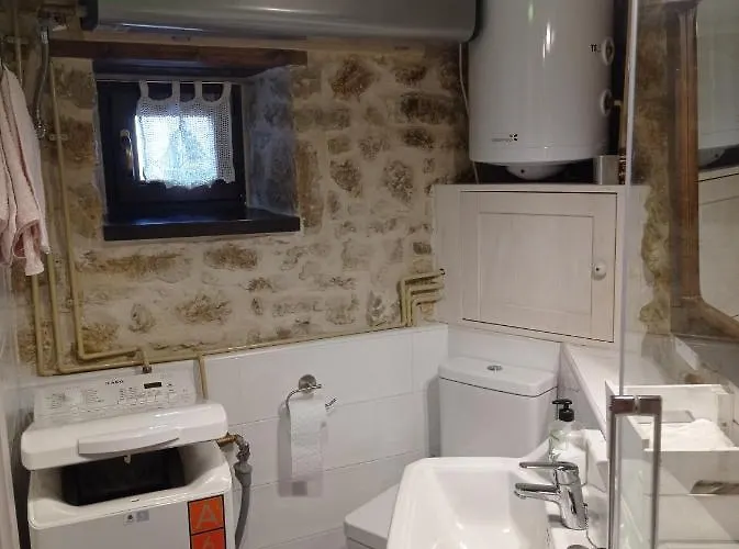 La Casina De Valles De San Román